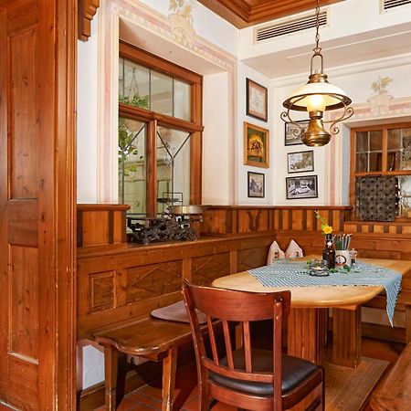 Brauereigasthof Zum Loewenbraeu Adelsdorf Εξωτερικό φωτογραφία