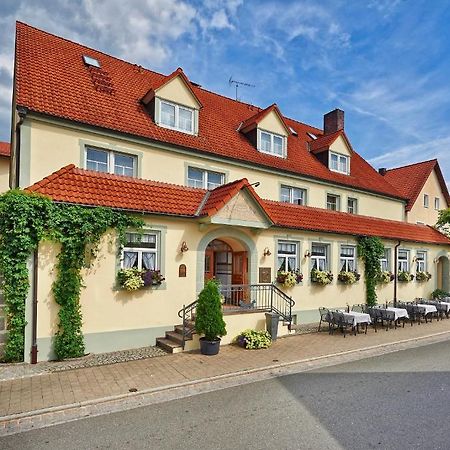 Brauereigasthof Zum Loewenbraeu Adelsdorf Εξωτερικό φωτογραφία